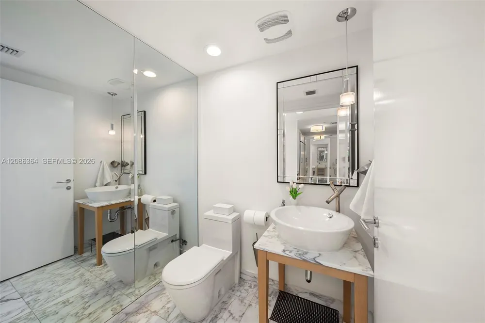 450 Alton Rd #2708 Miami Beach, FL 33139