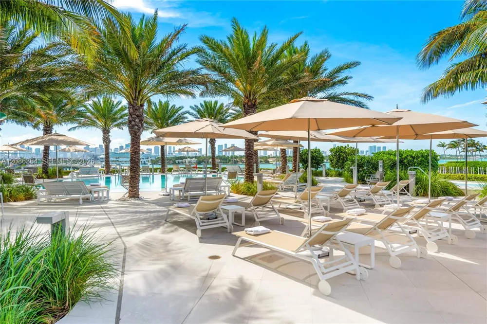 450 Alton Rd #2708 Miami Beach, FL 33139