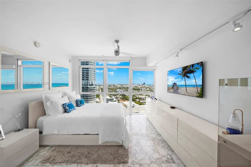 450 Alton Rd #2708 Miami Beach, FL 33139