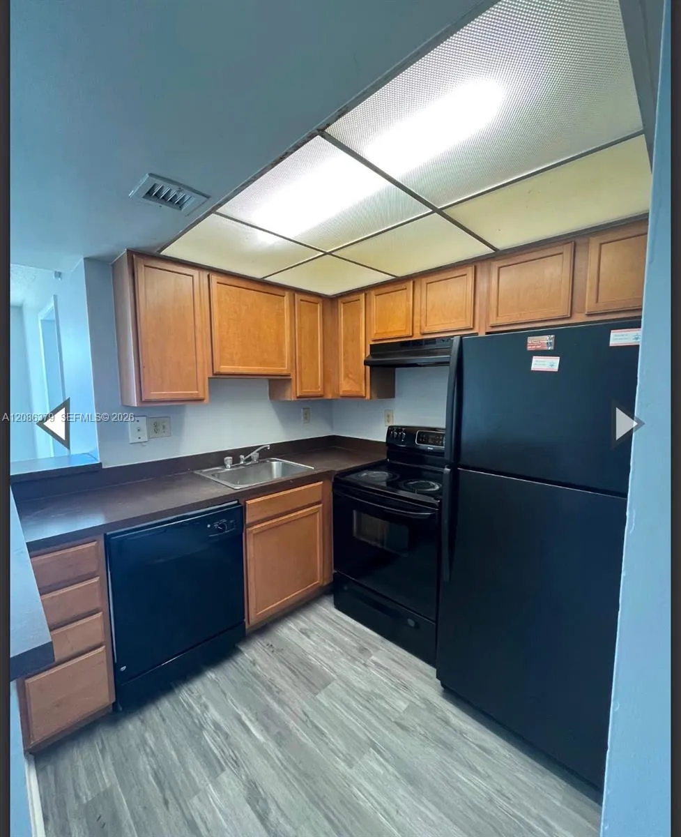 706 Executive Center Dr #34 West Palm Beach, FL 33401