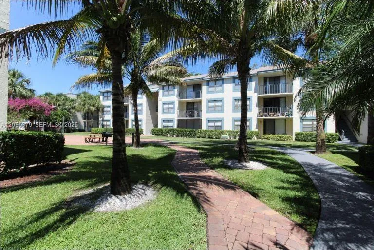 706 Executive Center Dr #34 West Palm Beach, FL 33401