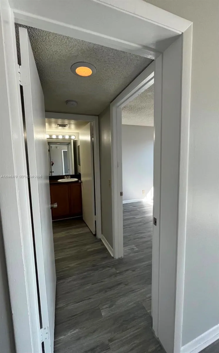 706 Executive Center Dr #34 West Palm Beach, FL 33401