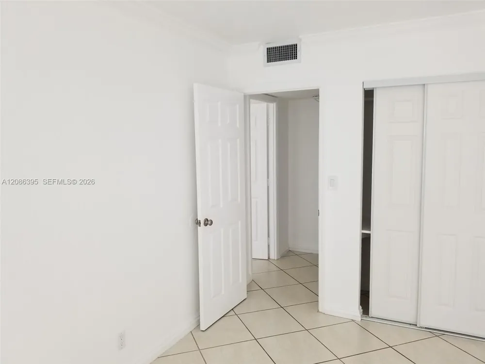 16740 NE 9th Ave #702 North Miami Beach, FL 33162