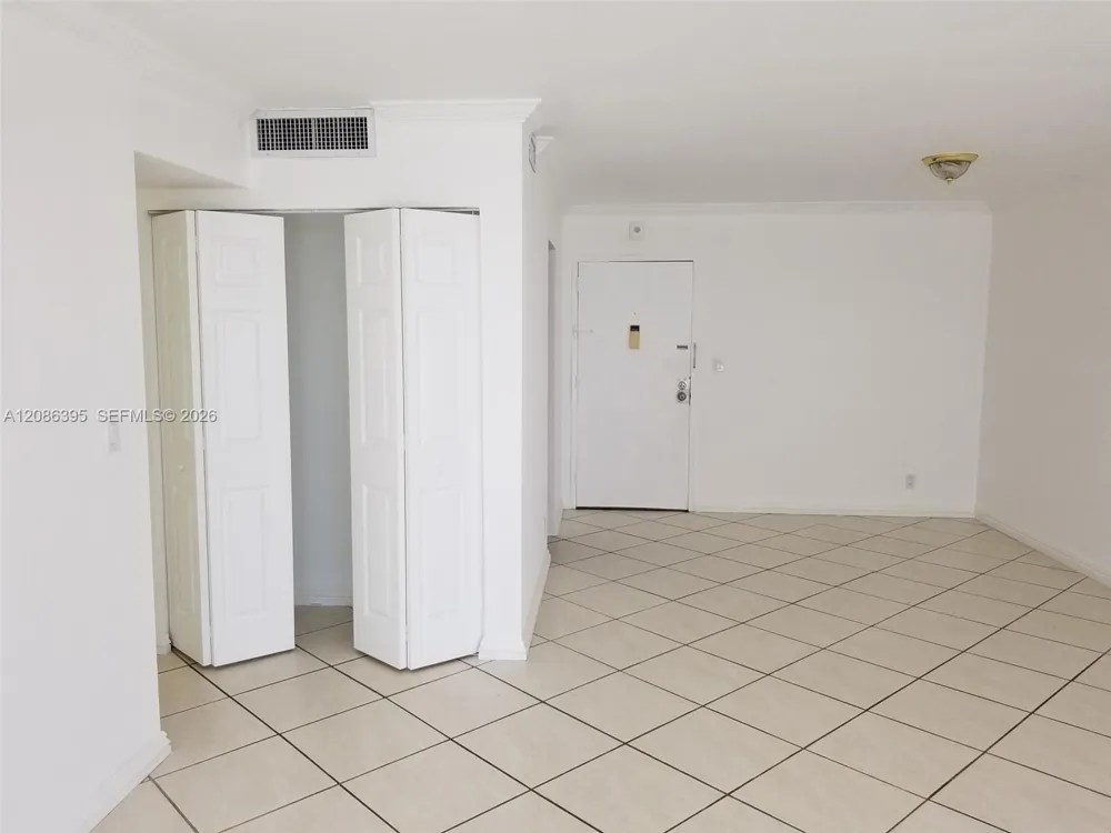 16740 NE 9th Ave #702 North Miami Beach, FL 33162