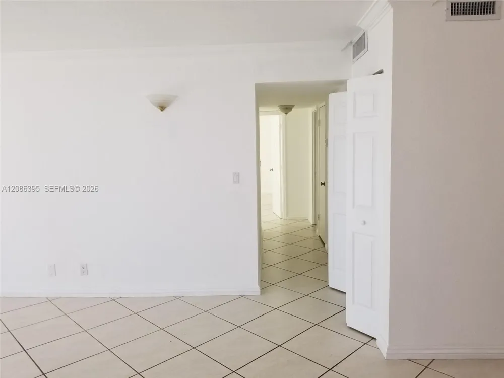 16740 NE 9th Ave #702 North Miami Beach, FL 33162