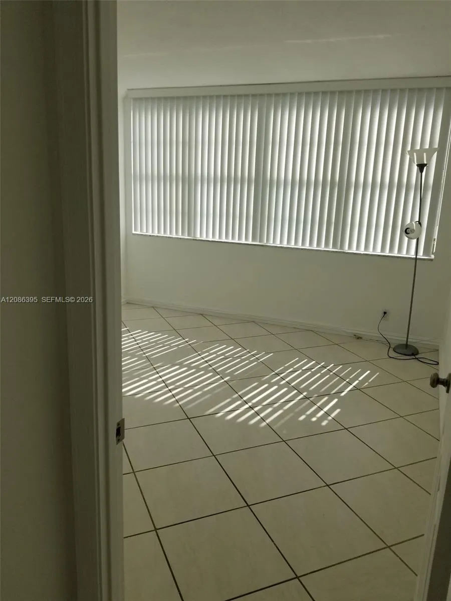 16740 NE 9th Ave #702 North Miami Beach, FL 33162