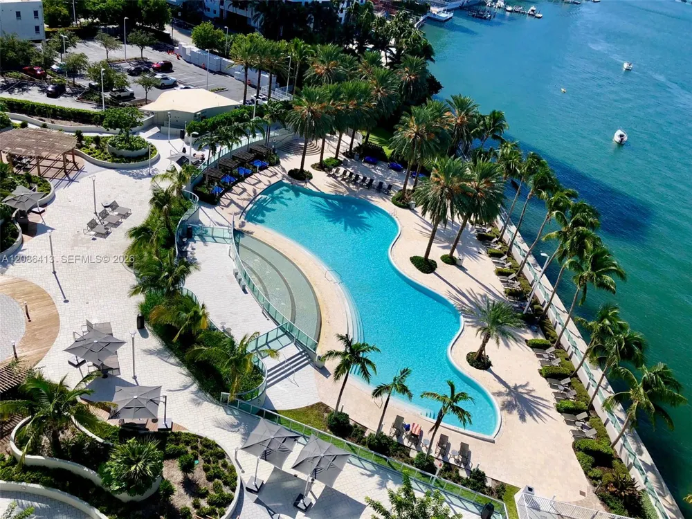 1500 Bay Rd #1236S Miami Beach, FL 33139