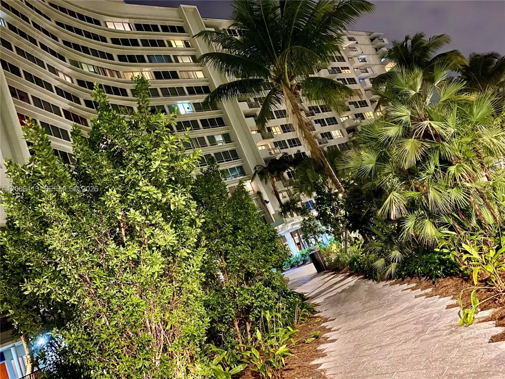 1500 Bay Rd #1236S Miami Beach, FL 33139