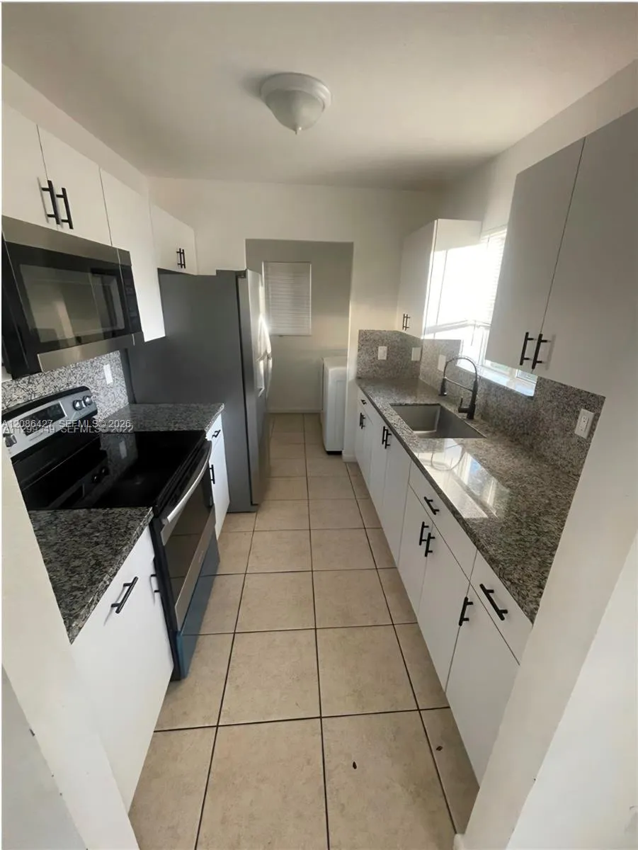 2150 NW 65th St #2150 Miami, FL 33147