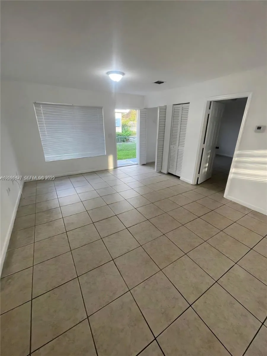 2150 NW 65th St #2150 Miami, FL 33147