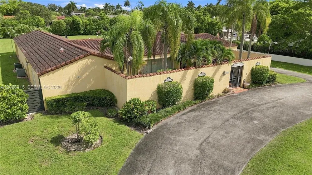 9805 SW 64th St Miami, FL 33173