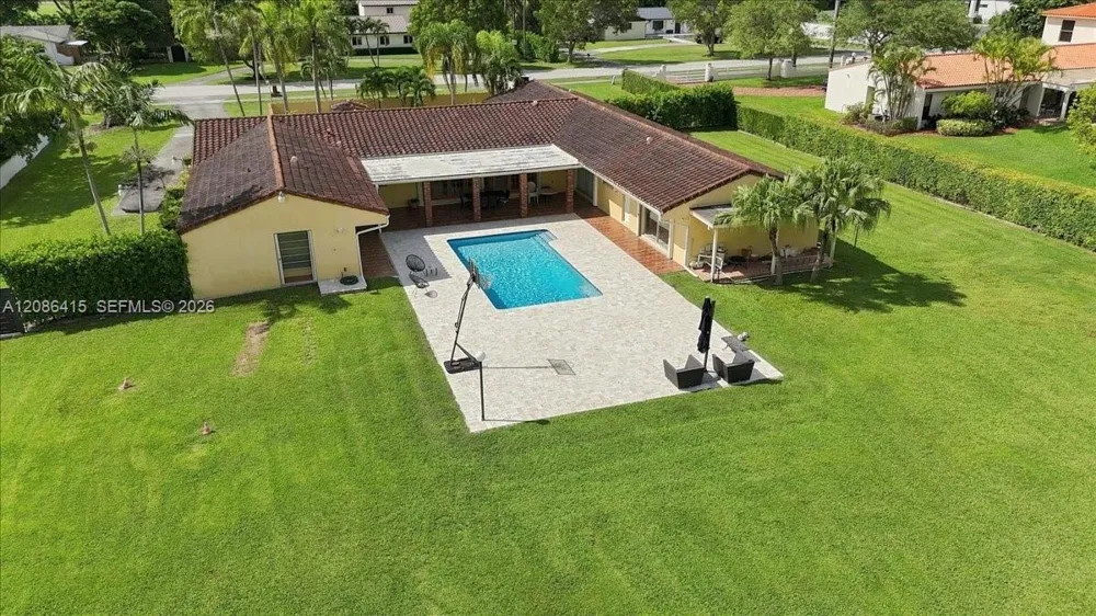 9805 SW 64th St Miami, FL 33173