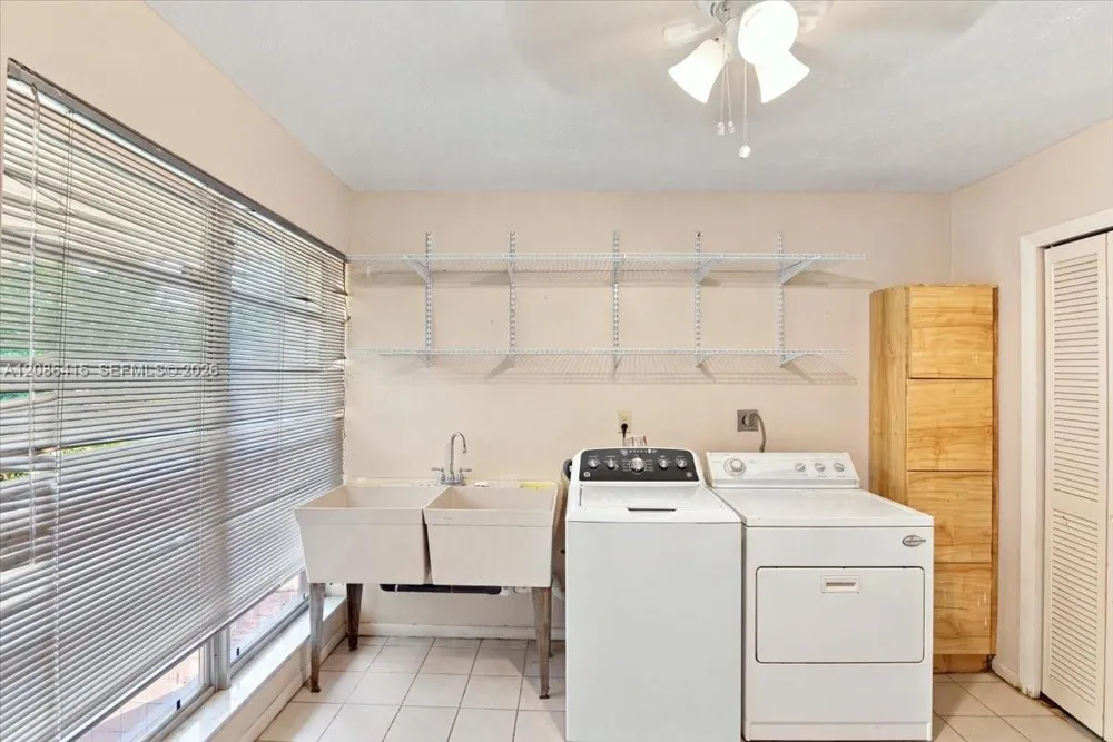 9805 SW 64th St Miami, FL 33173