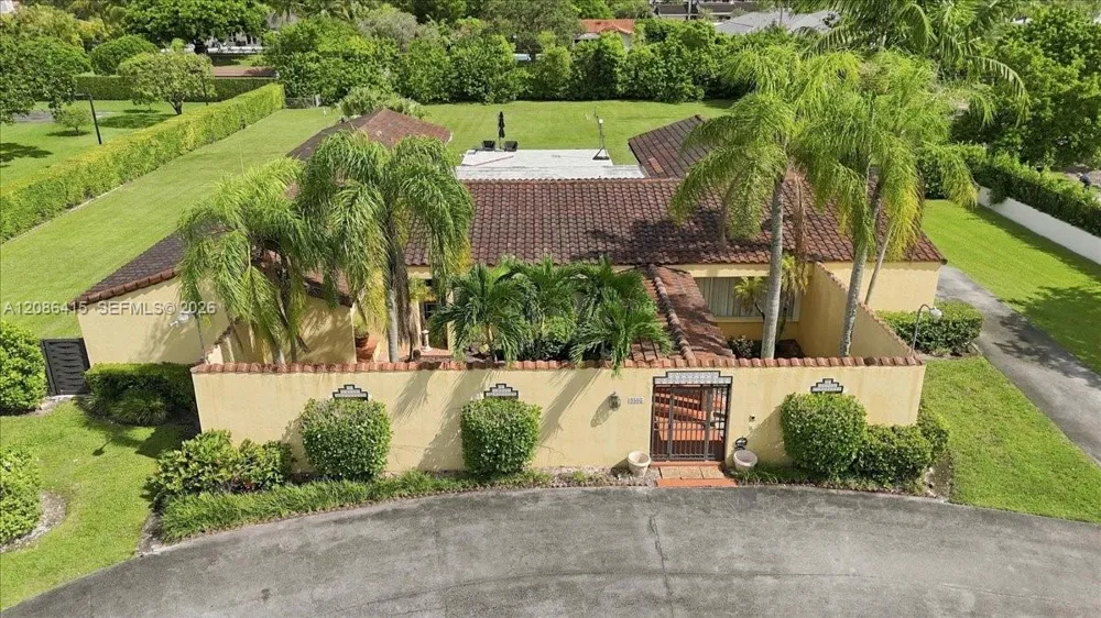 9805 SW 64th St Miami, FL 33173