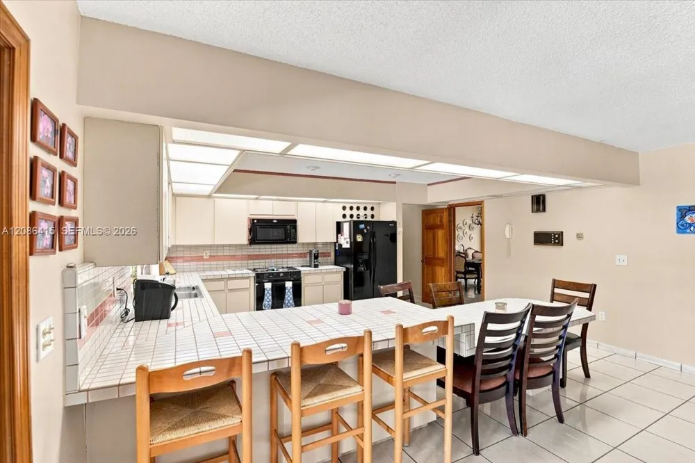 9805 SW 64th St Miami, FL 33173
