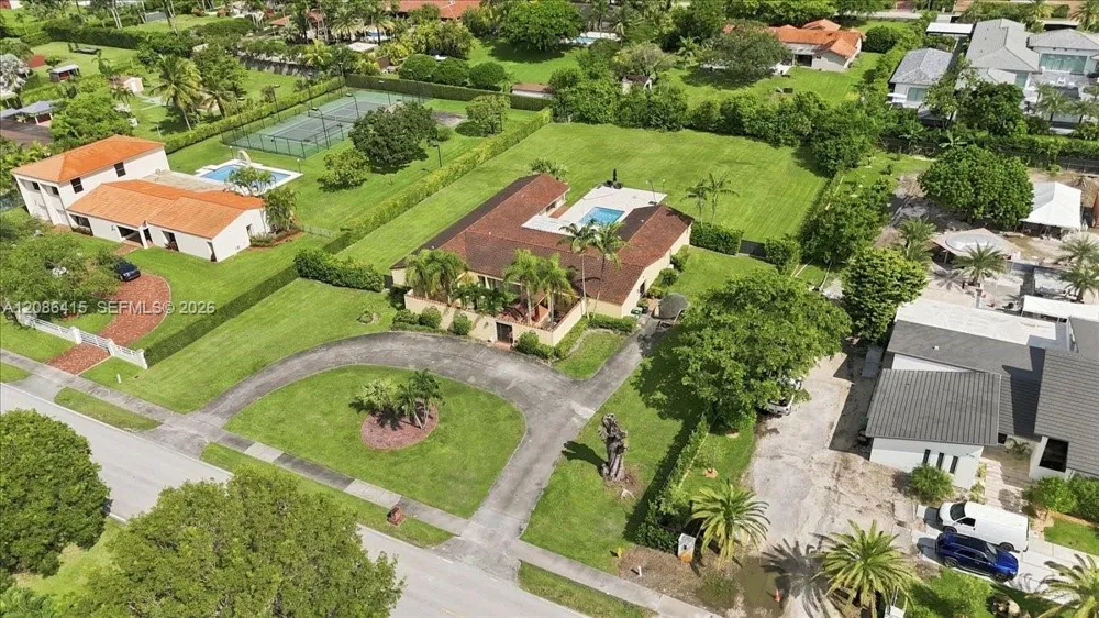 9805 SW 64th St Miami, FL 33173