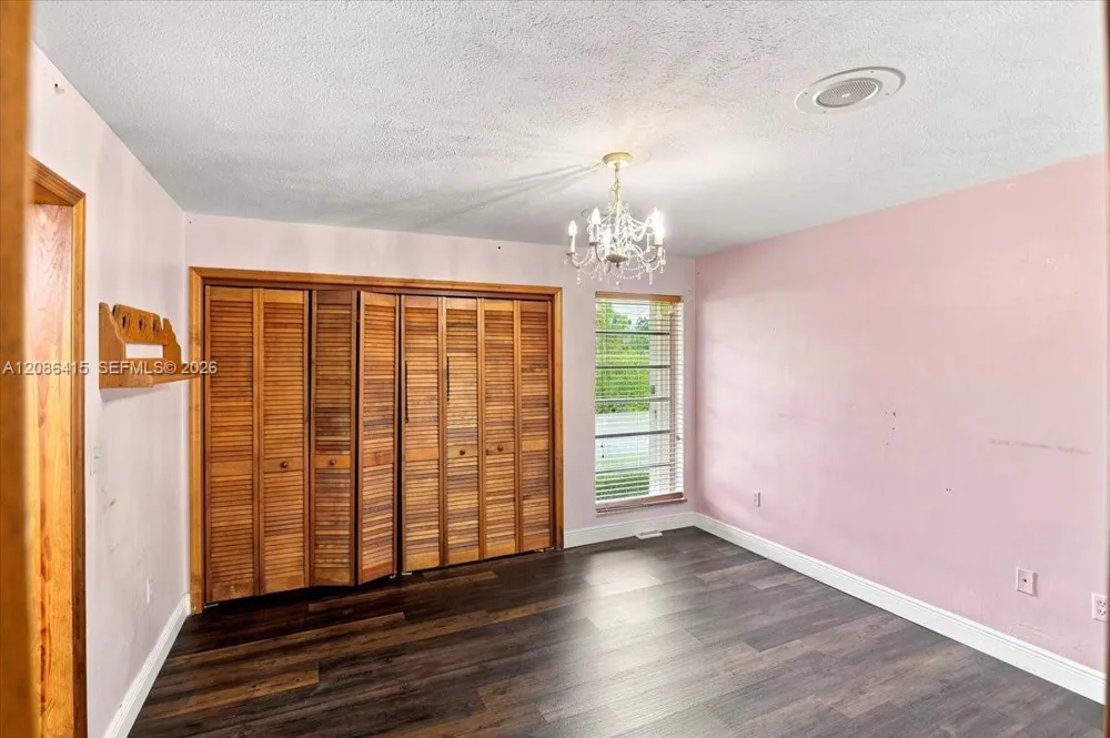 9805 SW 64th St Miami, FL 33173