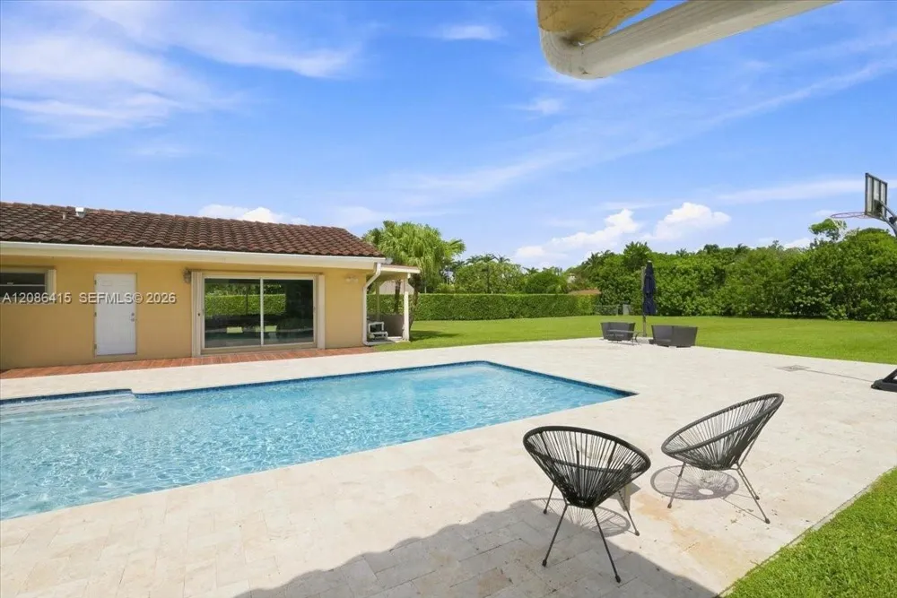9805 SW 64th St Miami, FL 33173