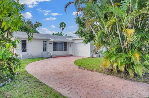 10780 NW 29th Ct