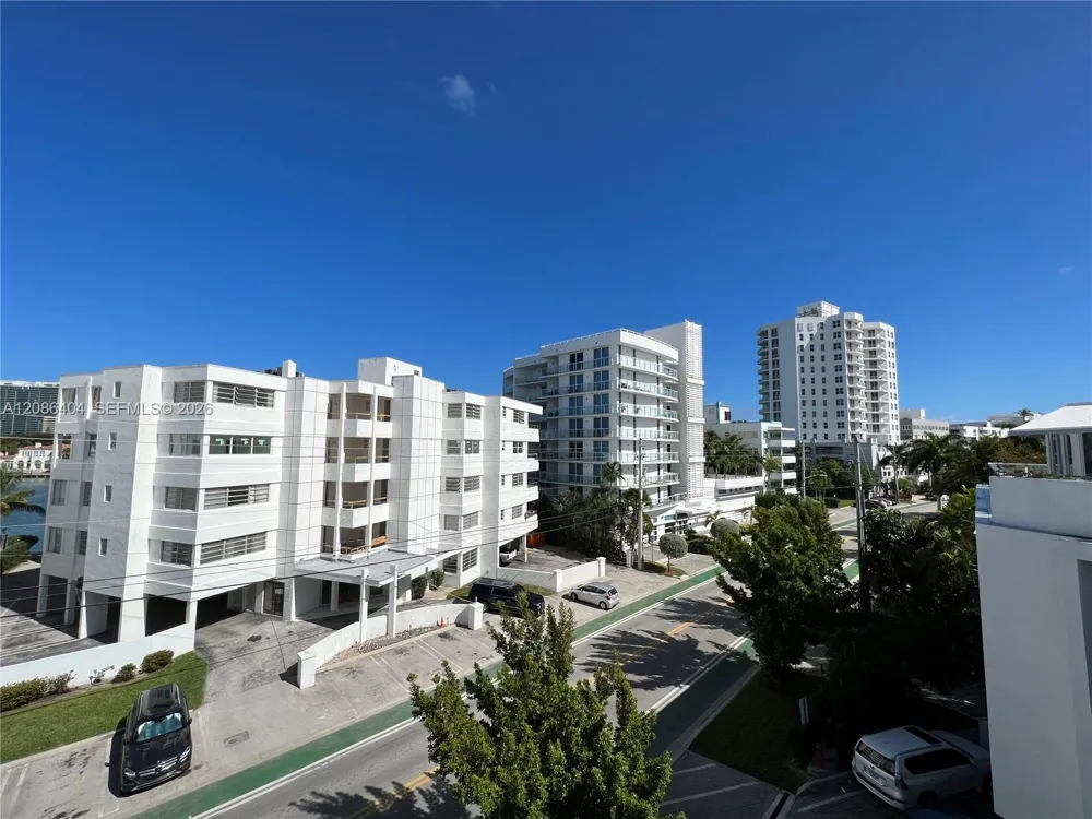 1000 99 #6 Bay Harbor Islands, FL 33154