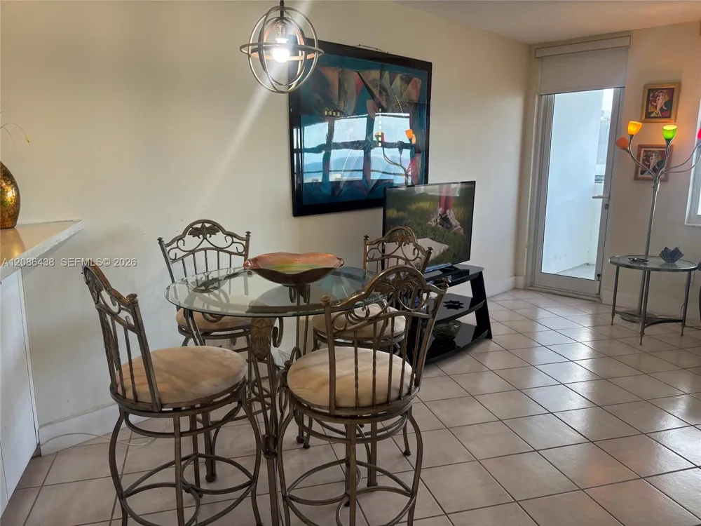 100 Lincoln Rd #1545 Miami Beach, FL 33139