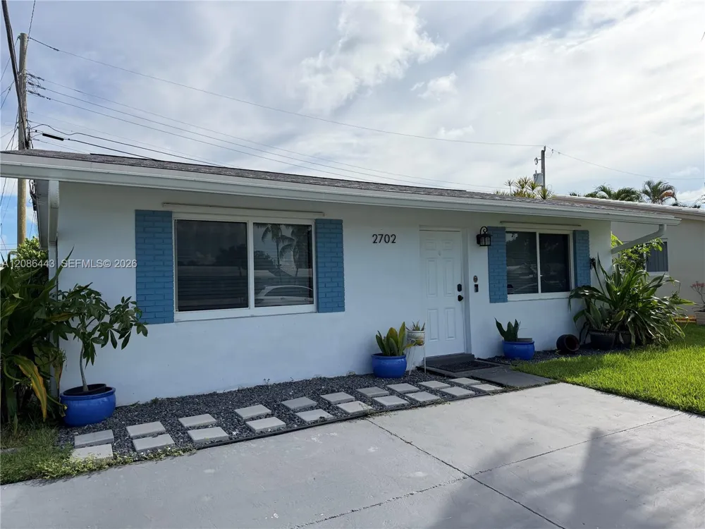 2702 NW 53rd St #1 Tamarac, FL 33309