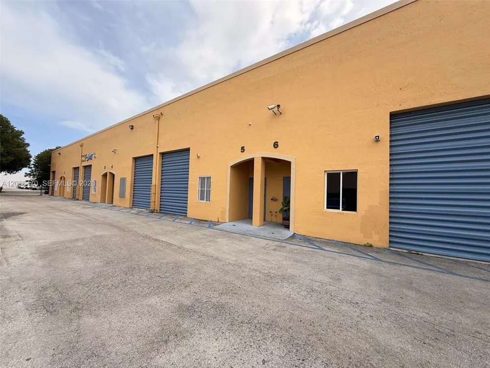 8060 W 23rd Ave #6 Hialeah, FL 33016