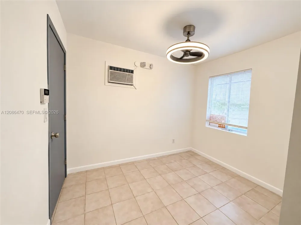 8060 W 23rd Ave #6 Hialeah, FL 33016