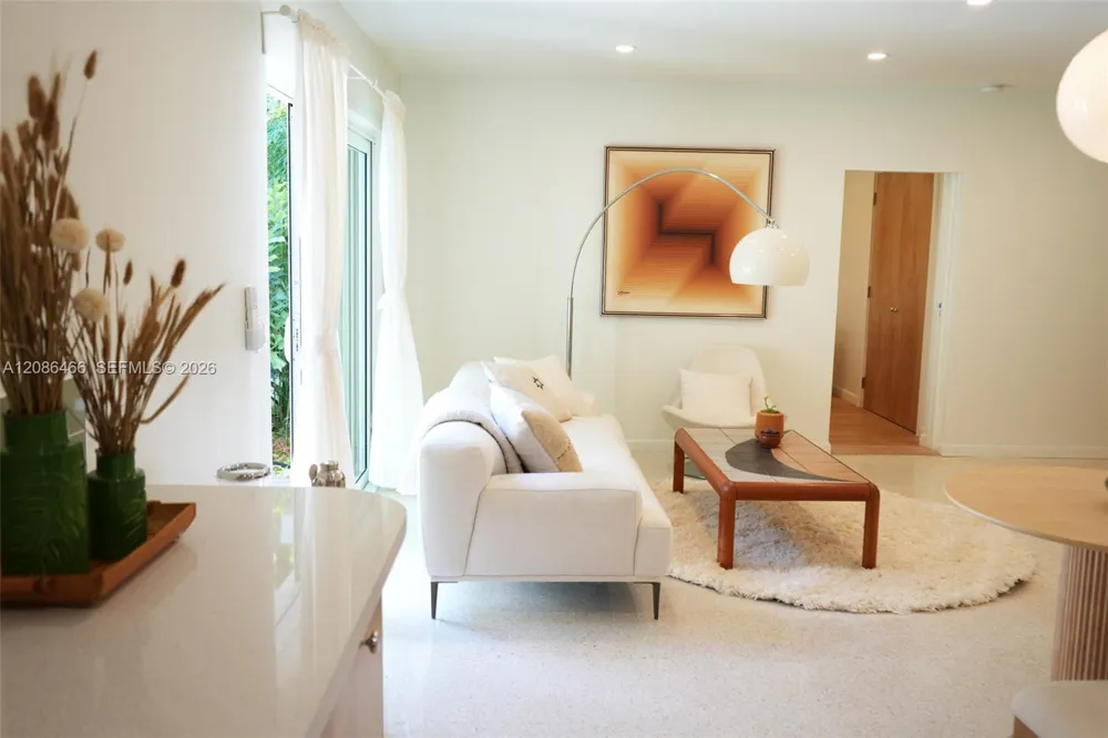 2904 Ocean Blvd #1-4 Fort Lauderdale, FL 33308