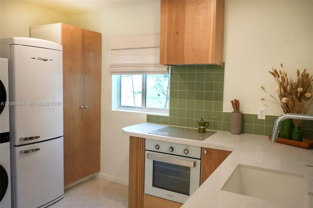 2904 Ocean Blvd #1-4 Fort Lauderdale, FL 33308