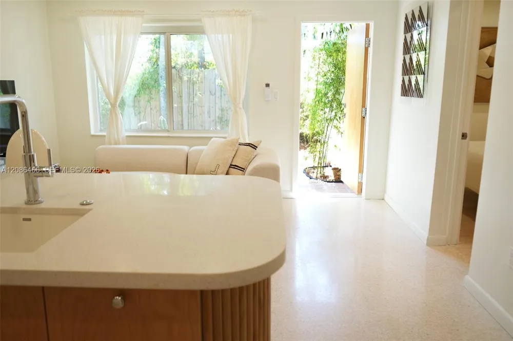 2904 Ocean Blvd #1-4 Fort Lauderdale, FL 33308