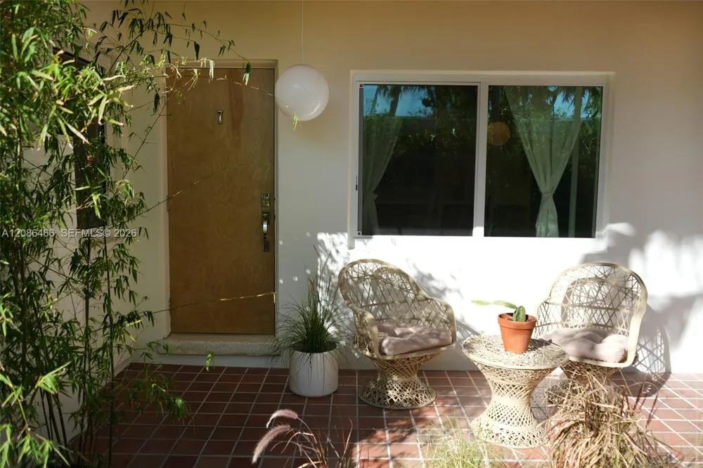 2904 Ocean Blvd #1-4 Fort Lauderdale, FL 33308