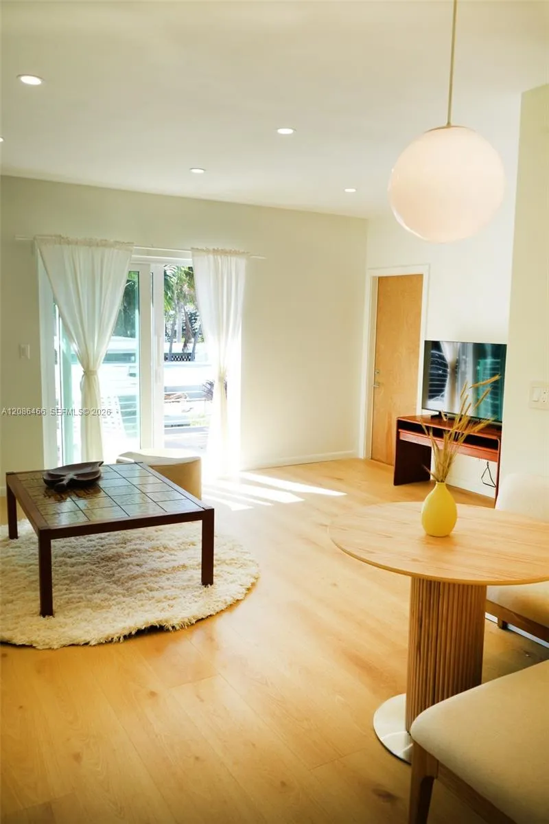 2904 Ocean Blvd #1-4 Fort Lauderdale, FL 33308