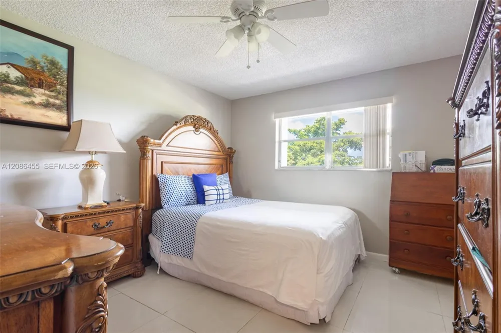 6100 NW 44th St #405 Lauderhill, FL 33319