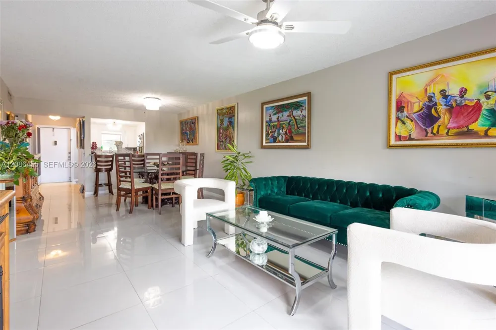 6100 NW 44th St #405 Lauderhill, FL 33319