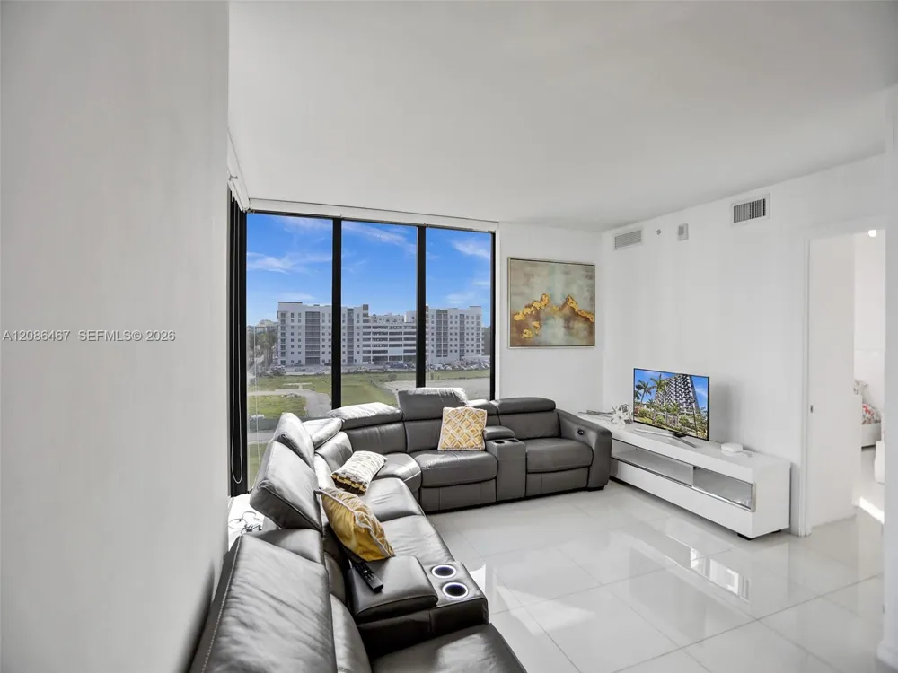 5252 NW 85th Ave #401 Doral, FL 33166
