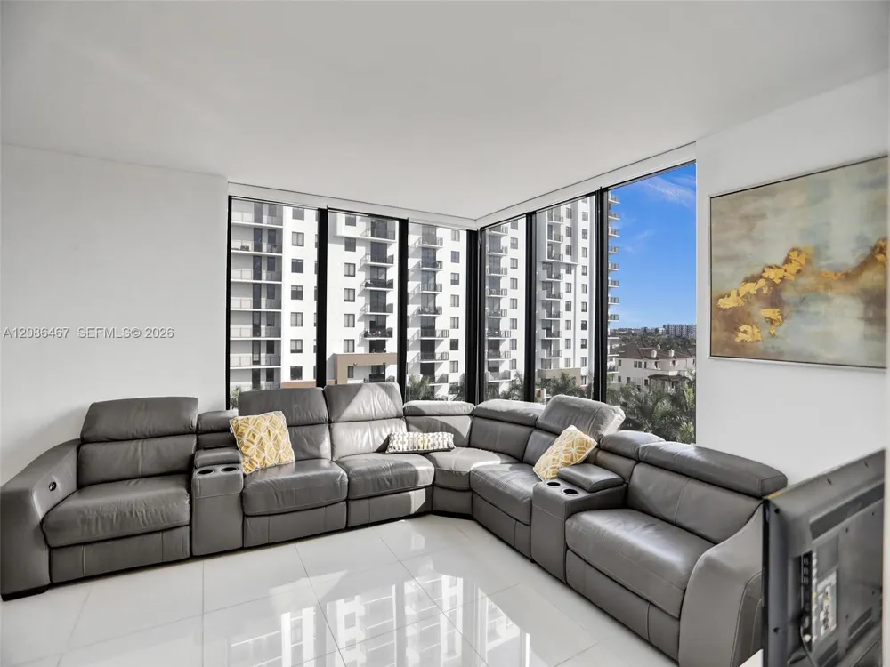 5252 NW 85th Ave #401 Doral, FL 33166
