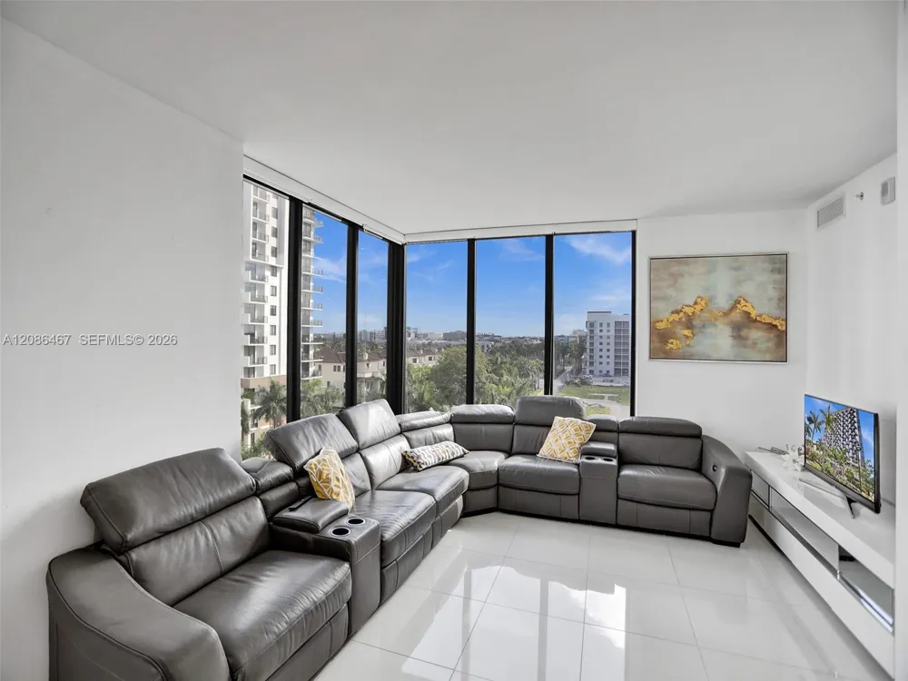 5252 NW 85th Ave #401 Doral, FL 33166