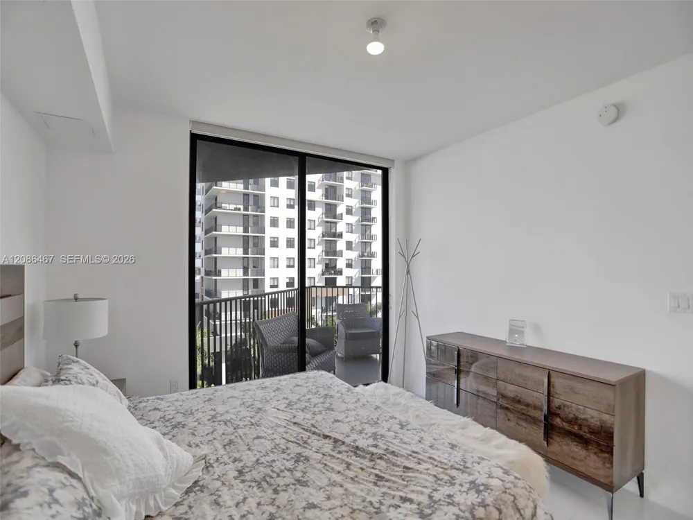 5252 NW 85th Ave #401 Doral, FL 33166