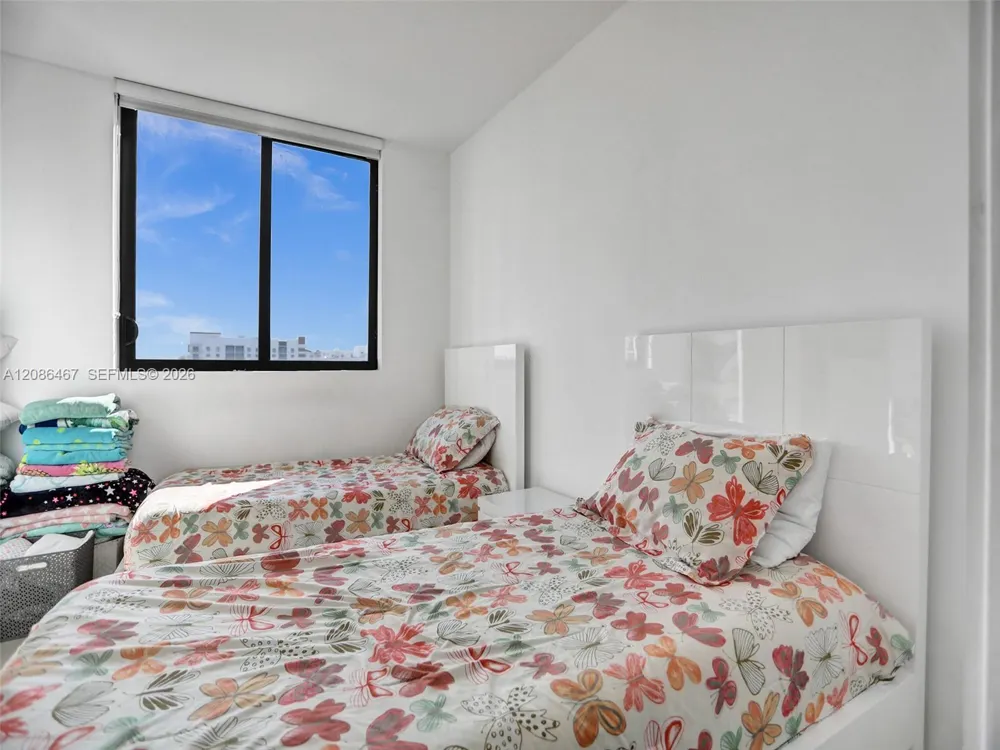 5252 NW 85th Ave #401 Doral, FL 33166