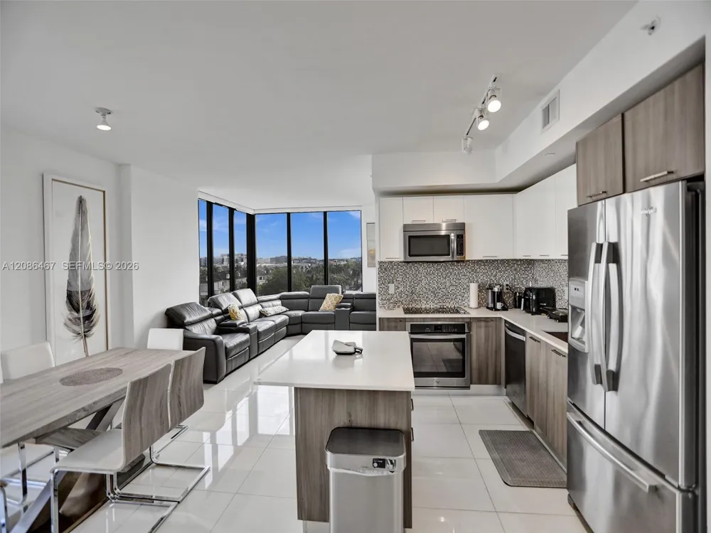 5252 NW 85th Ave #401 Doral, FL 33166