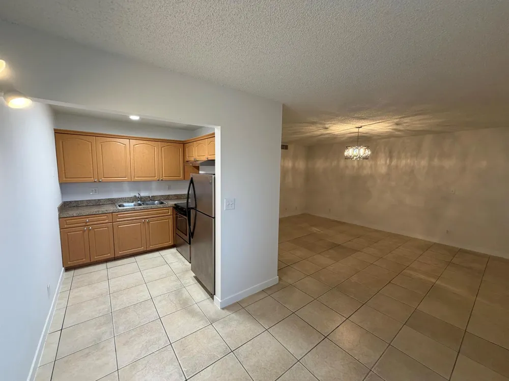 700 VILLAGE GREEN COURT #314 Palm Springs, FL 33461