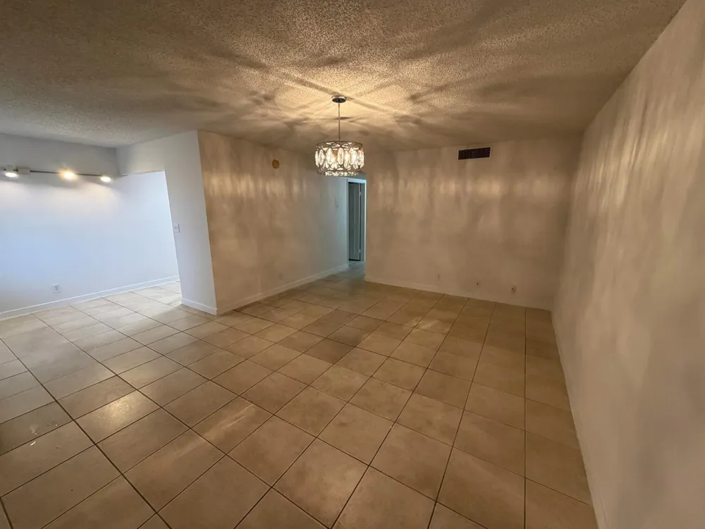 700 VILLAGE GREEN COURT #314 Palm Springs, FL 33461