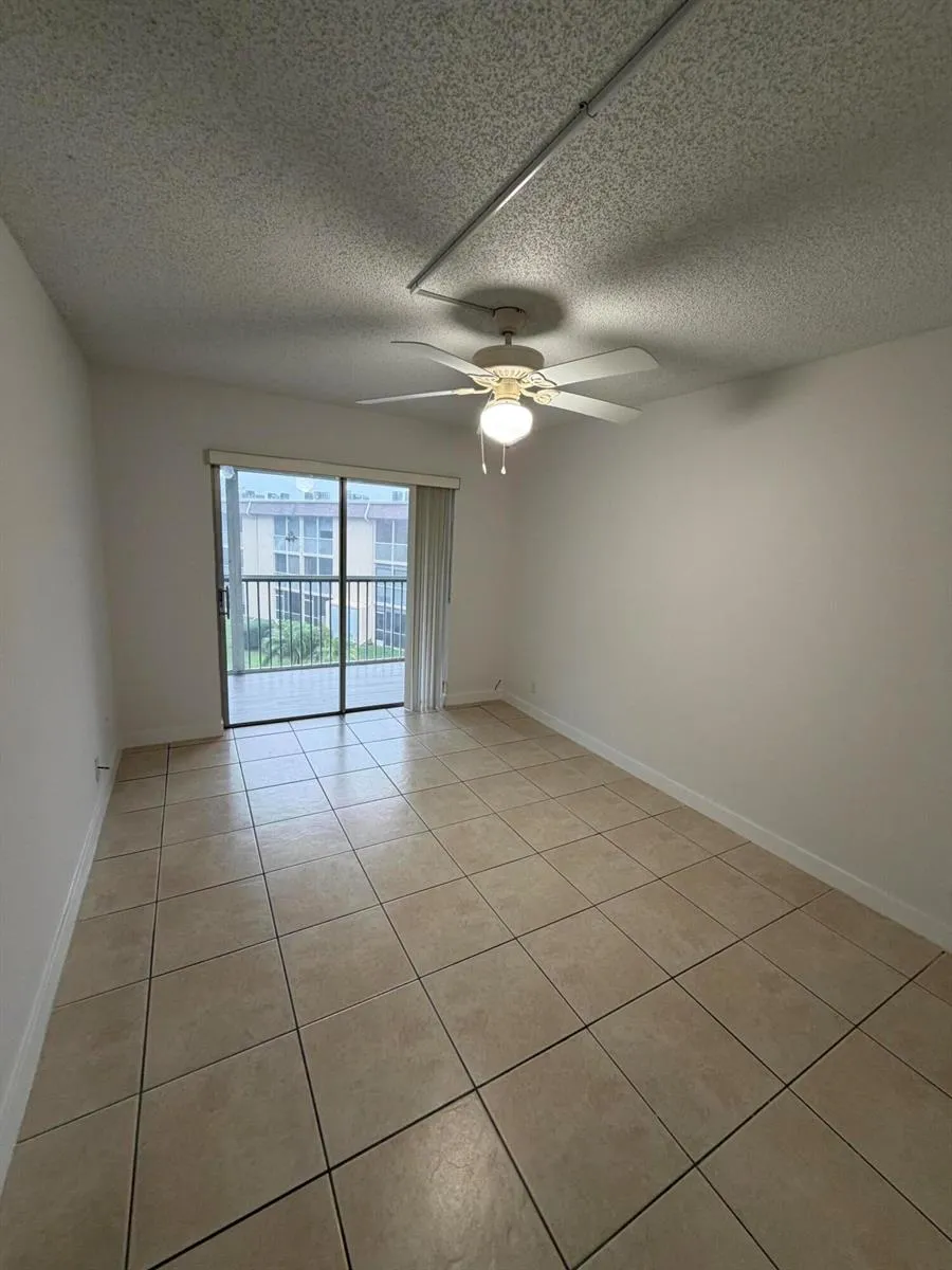 700 VILLAGE GREEN COURT #314 Palm Springs, FL 33461