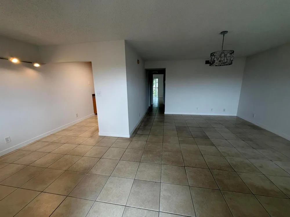 700 VILLAGE GREEN COURT #314 Palm Springs, FL 33461