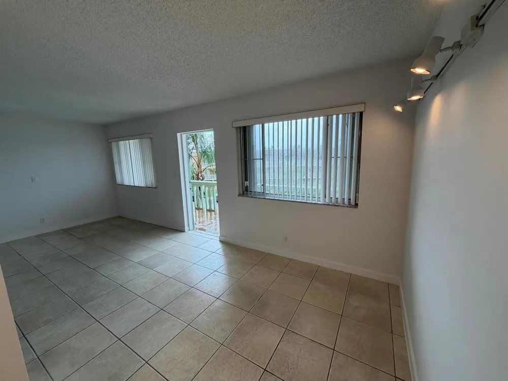 700 VILLAGE GREEN COURT #314 Palm Springs, FL 33461