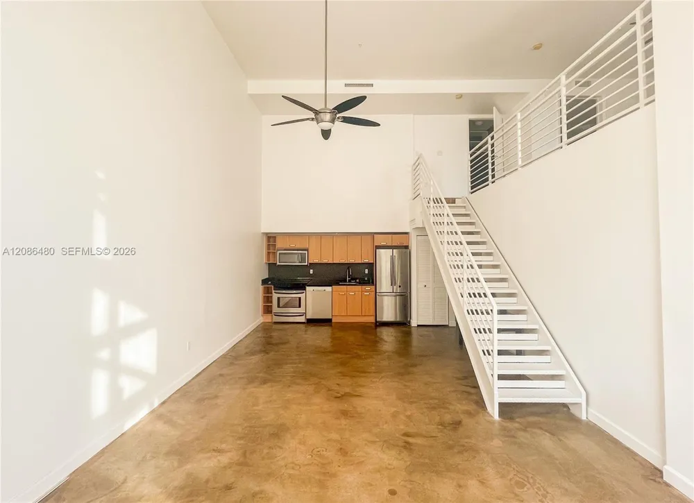 7744 Collins Ave #19 Miami Beach, FL 33141