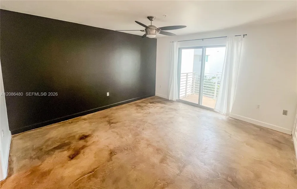 7744 Collins Ave #19 Miami Beach, FL 33141