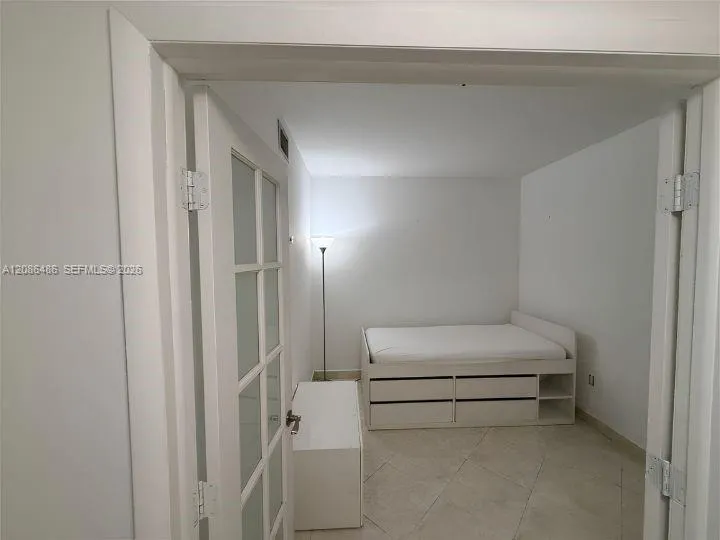 17555 Atlantic Blvd #1103 Sunny Isles Beach, FL 33160