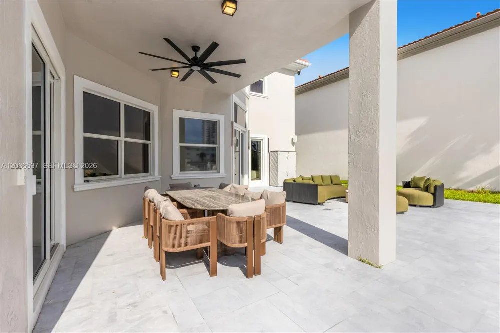 1535 Windjammer Way #0 Hollywood, FL 33019